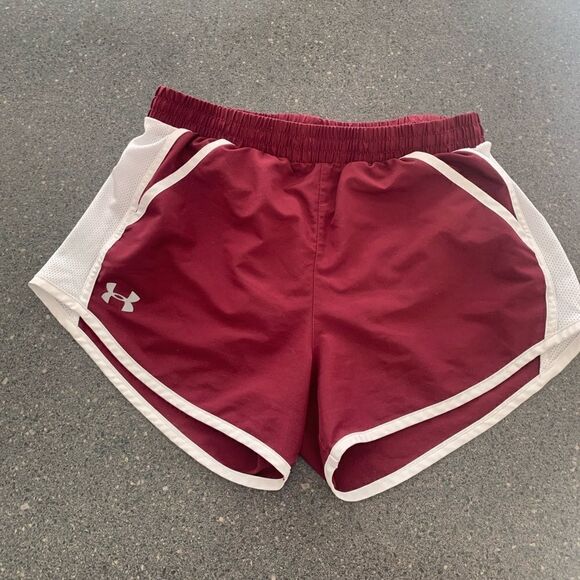 UNDER ARMOUR short size XS - Picture 2 of 7